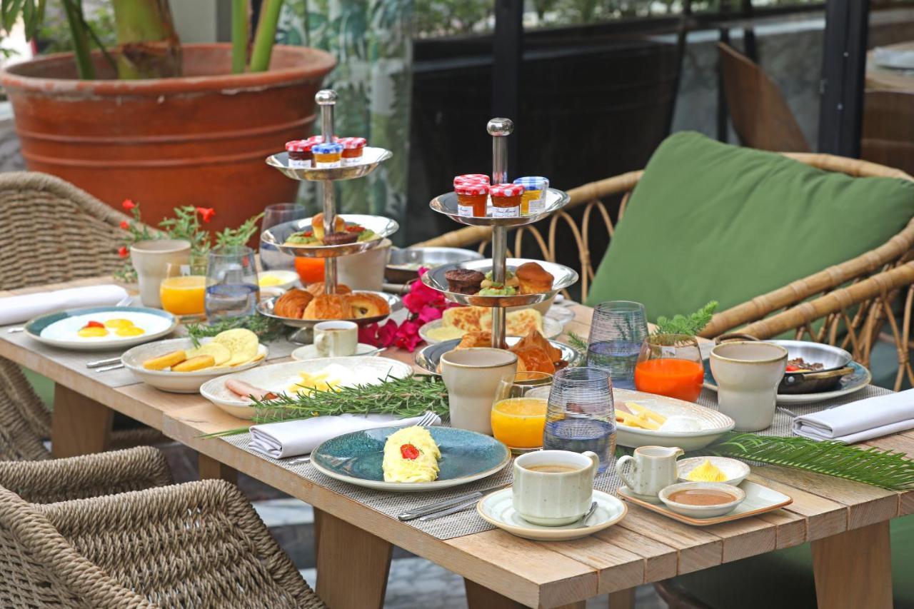 Hotel Jadali & Spa Маракеш Екстериор снимка A breakfast table